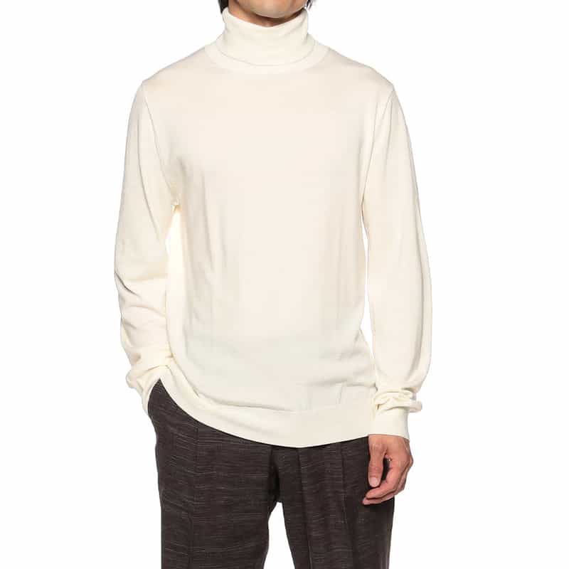 BARNEYS NEW YORK タートルネックニットプルオーバー(ロロ・ピアーナ社製ウール使用) WHITE