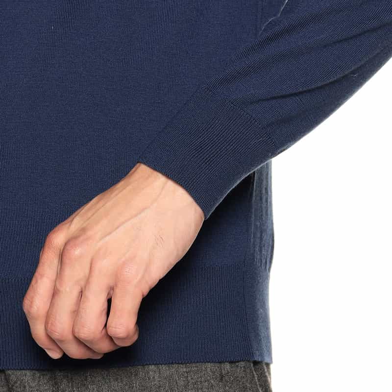 BARNEYS NEW YORK タートルネックニットプルオーバー(ロロ・ピアーナ社製ウール使用) NAVY