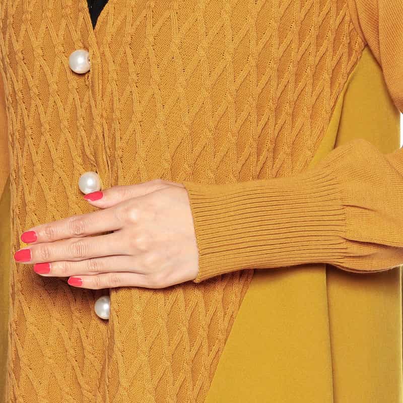 BARNEYS NEW YORK コンビネーションフレアニットカーディガン MUSTARD