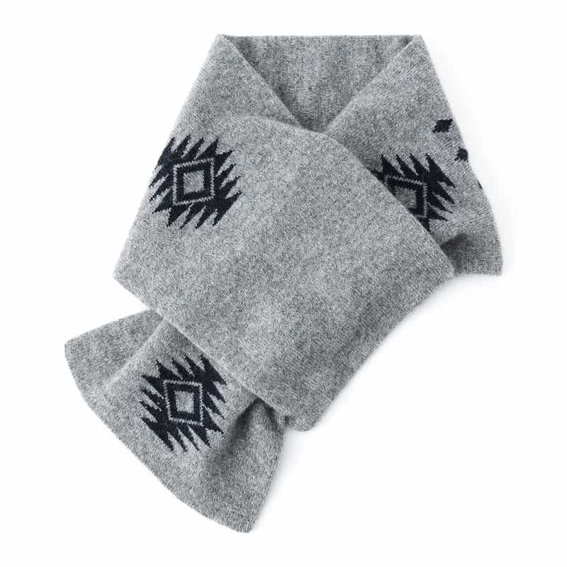 BARNEYS NEW YORK ネイティブ柄リブニットスヌード GRAY