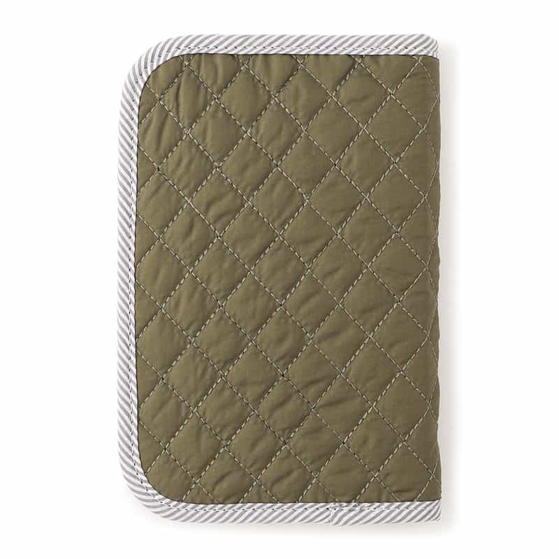 BARNEYS NEW YORK ライオンキルティング母子手帳ケース　（S） KHAKI