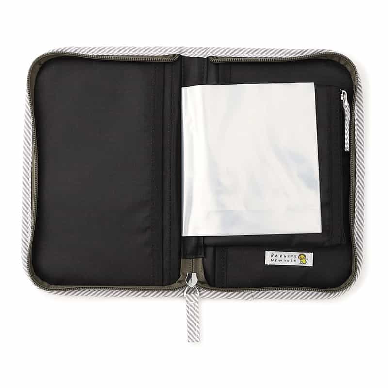 BARNEYS NEW YORK ライオンキルティング母子手帳ケース　（S） KHAKI