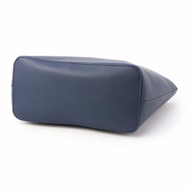 BARNEYS NEW YORK ロゴトートバッグ （Ｍ） NAVY