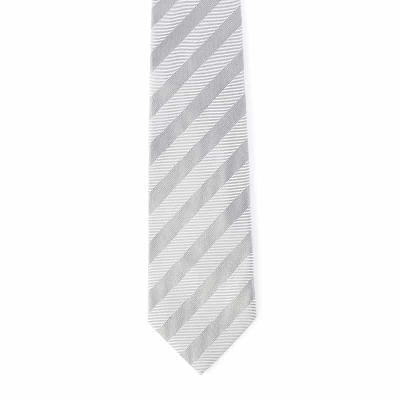 BARNEYS NEW YORK ストライプ柄フォーマルタイ SILVER