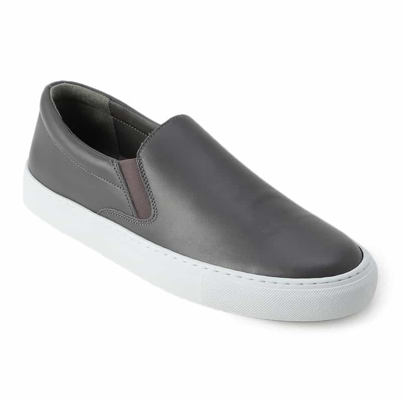 BARNEYS NEW YORK レザースリップオンスニーカー GRAY