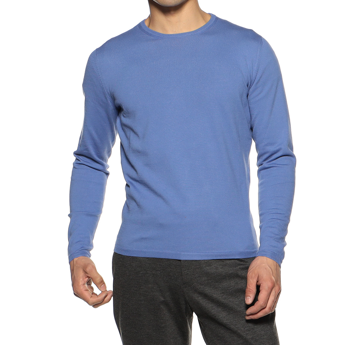 クルーネックニットプルオーバー