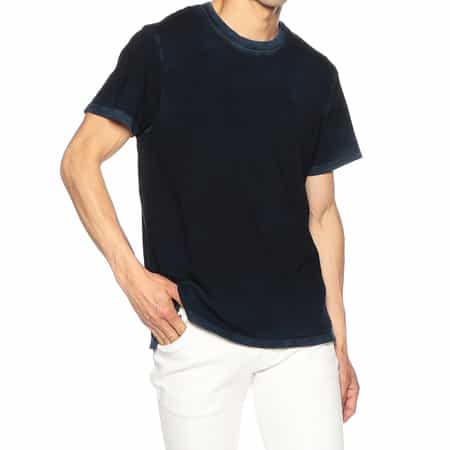 クルーネックTシャツ