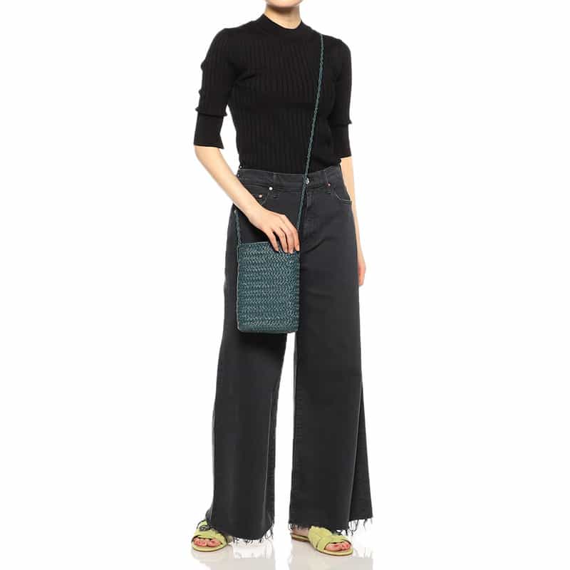 AETA レザーポシェット GREEN