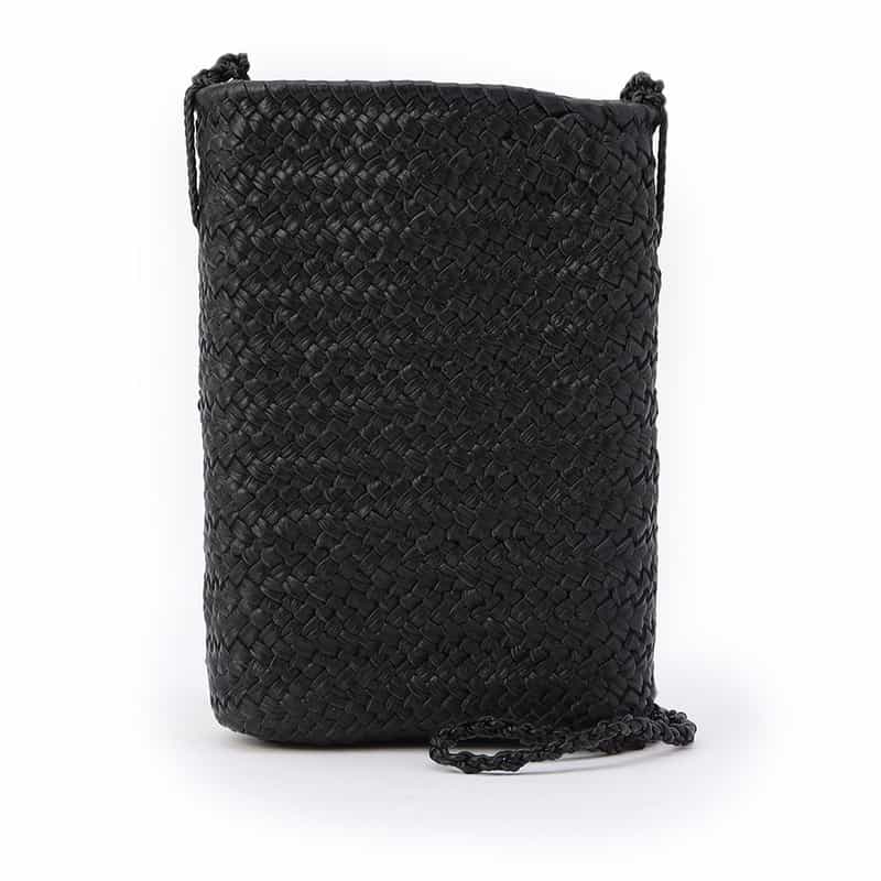 AETA レザーポシェット BLACK