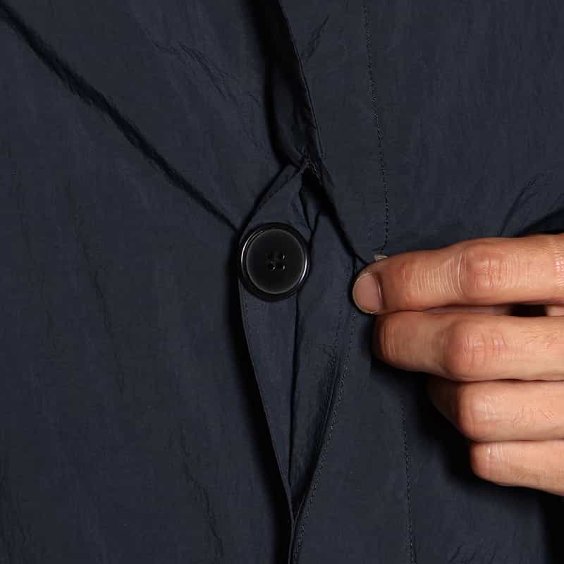 BARNEYS NEW YORK ナイロン ガーメンドダイ ステンカラーコート NAVY