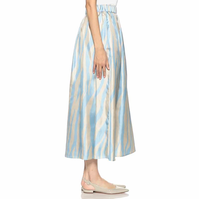 BARNEYS NEW YORK セットアッププリントスカート LIGHT BLUE