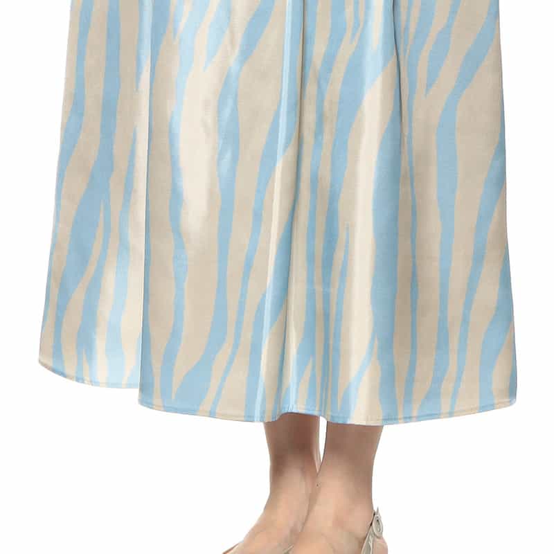 BARNEYS NEW YORK セットアッププリントスカート LIGHT BLUE