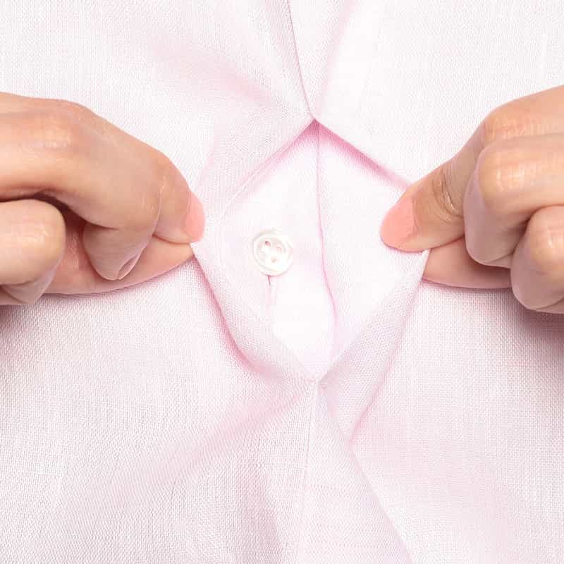 BARNEYS NEW YORK ウォッシャブルリネンバックタックバンドカラーシャツ (ハードマン社製リネン使用) LIGHT PINK