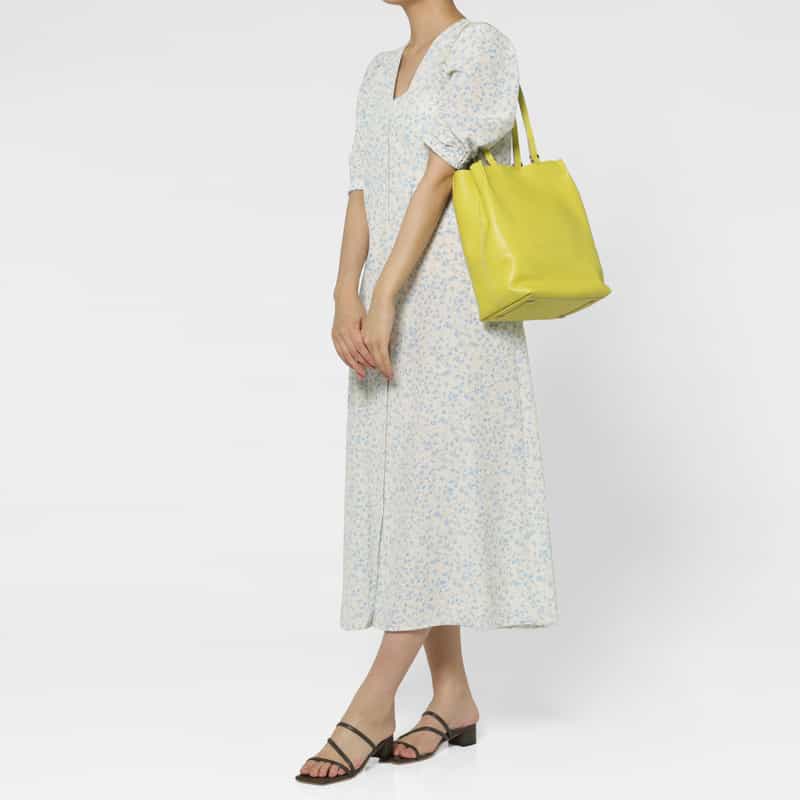 BARNEYS NEW YORK 縦型レザートートバッグ YELLOW