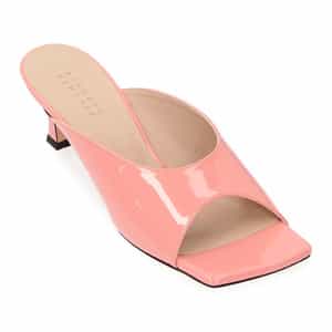 スクエアトゥパテントレザーミュールサンダル