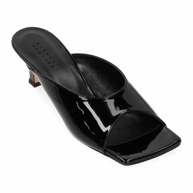 BARNEYS NEW YORK スクエアトゥパテントレザーミュールサンダル BLACK