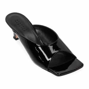 スクエアトゥパテントレザーミュールサンダル