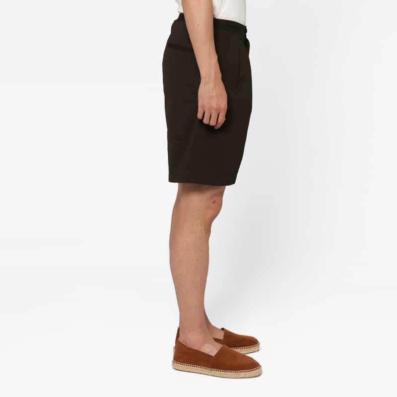 BARNEYS NEW YORK ジャージー素材ショーツ BROWN