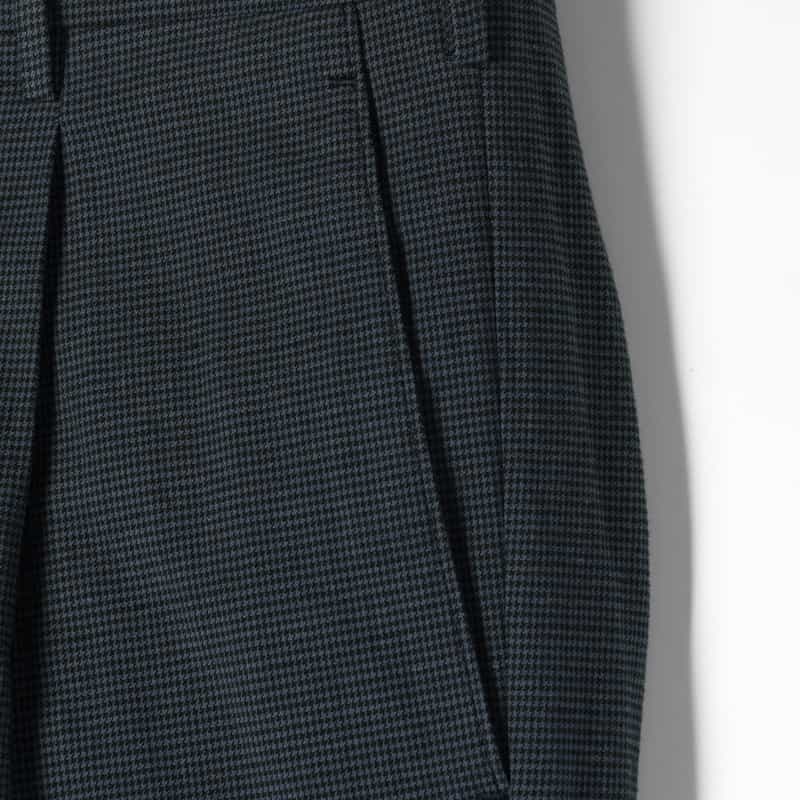 BARNEYS NEW YORK コットンリネン素材千鳥柄ストレートパンツ BLUE