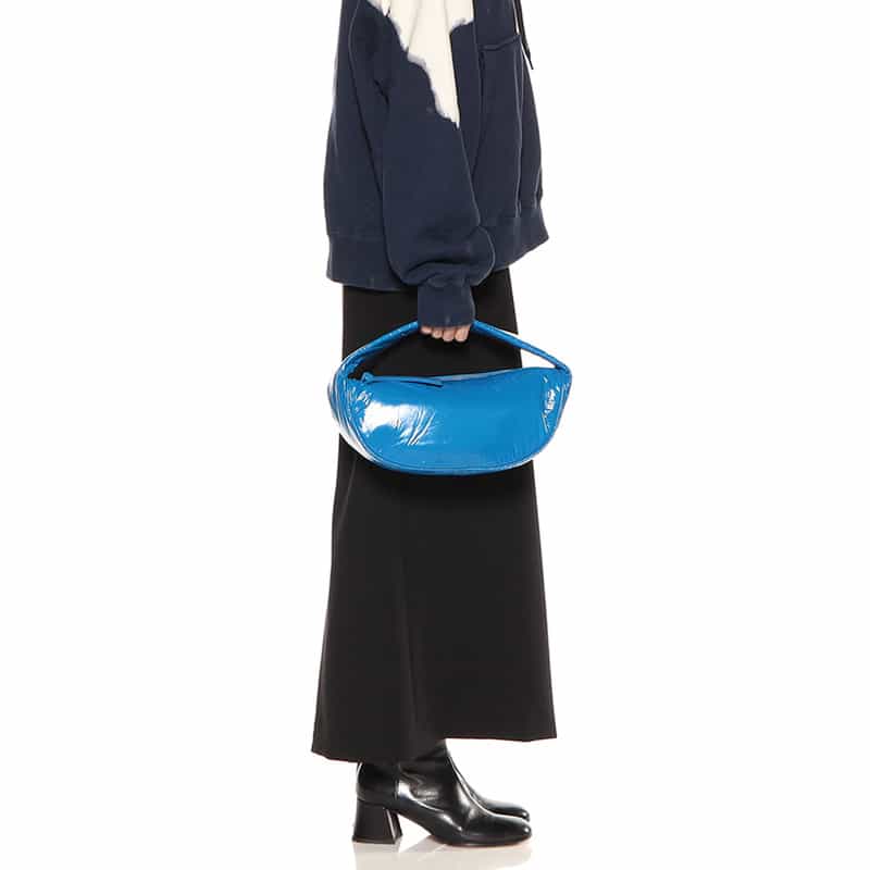 BY FAR "CUSH" バッグ BLUE