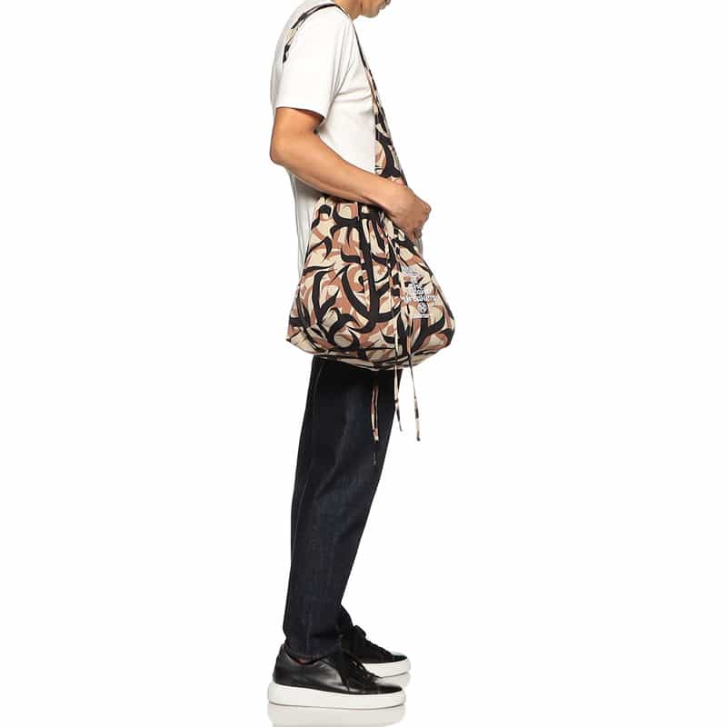 MAGIC NUMBER MAGIC NUMBER X BEDWIN & THE HEARTBREAKERS 限定カモフラージュ柄ショルダーバッグ BROWN