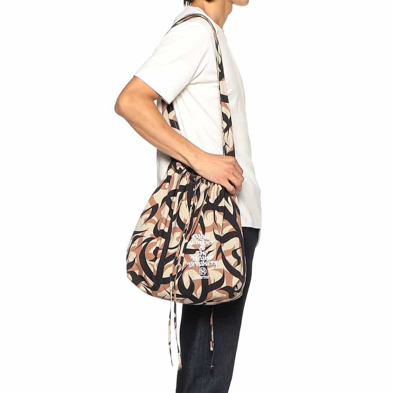 MAGIC NUMBER MAGIC NUMBER X BEDWIN & THE HEARTBREAKERS 限定カモフラージュ柄ショルダーバッグ BROWN