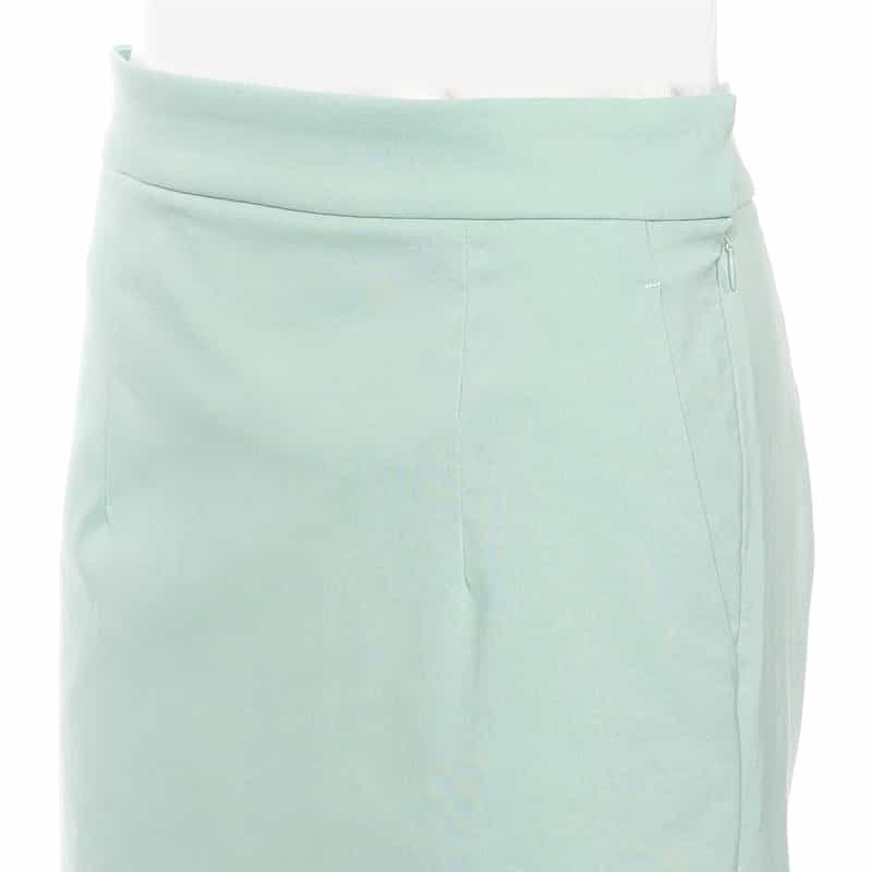 BARNEYS NEW YORK ウォッシャブルIラインスカート LIGHT GREEN