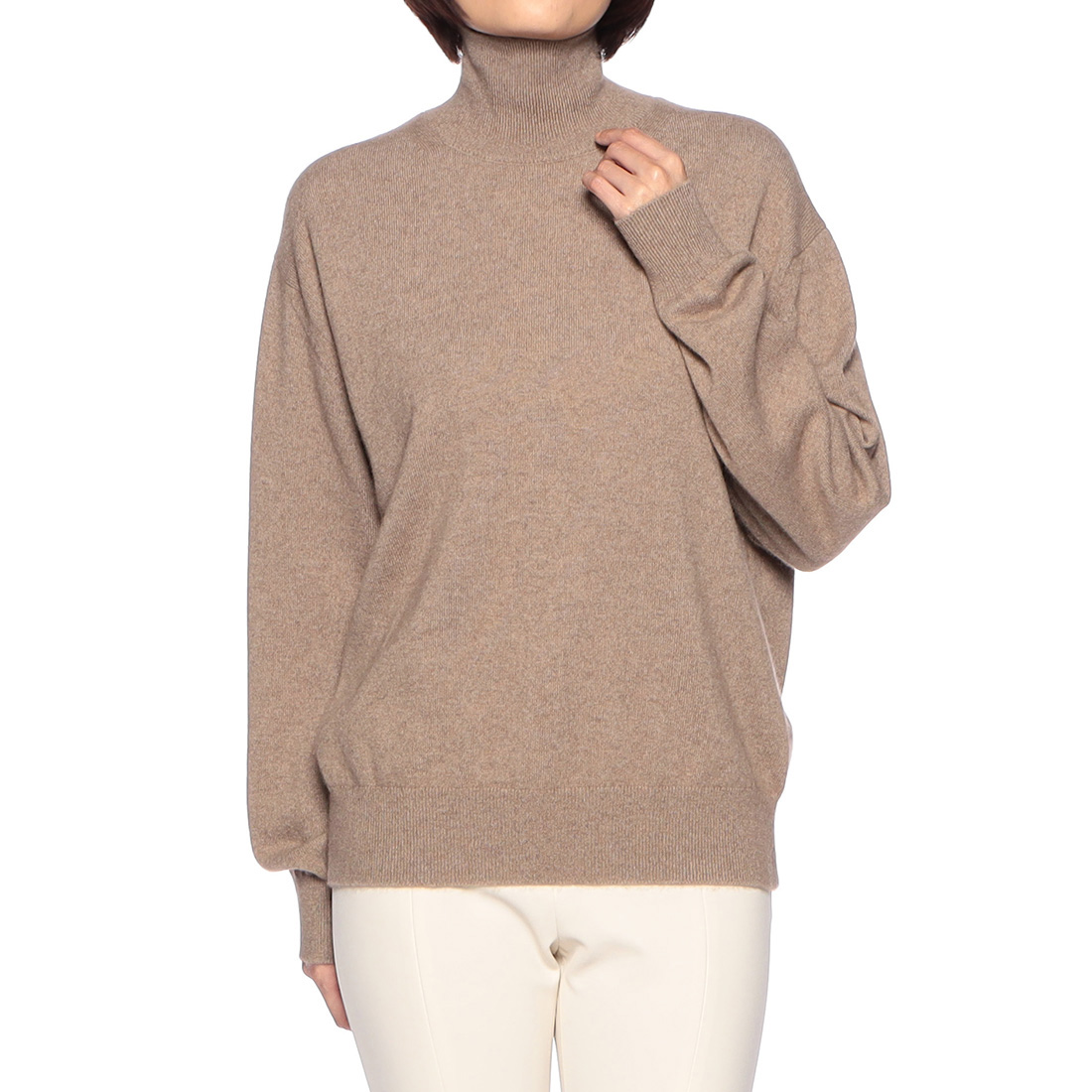 カシミヤ タートルネックニットプルオーバー