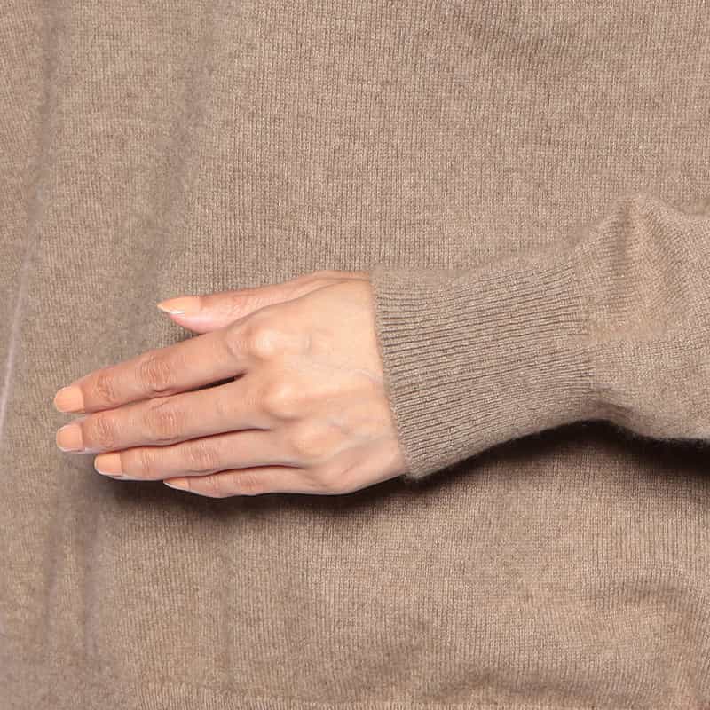 AURALEE カシミヤ タートルネックニットプルオーバー BROWN