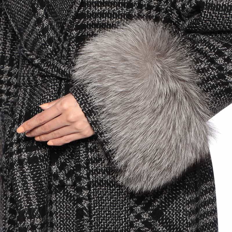 BARNEYS NEW YORK ウールカシミヤ素材 ファー付きスリーブ チェック柄ベルテッドコート BLACK