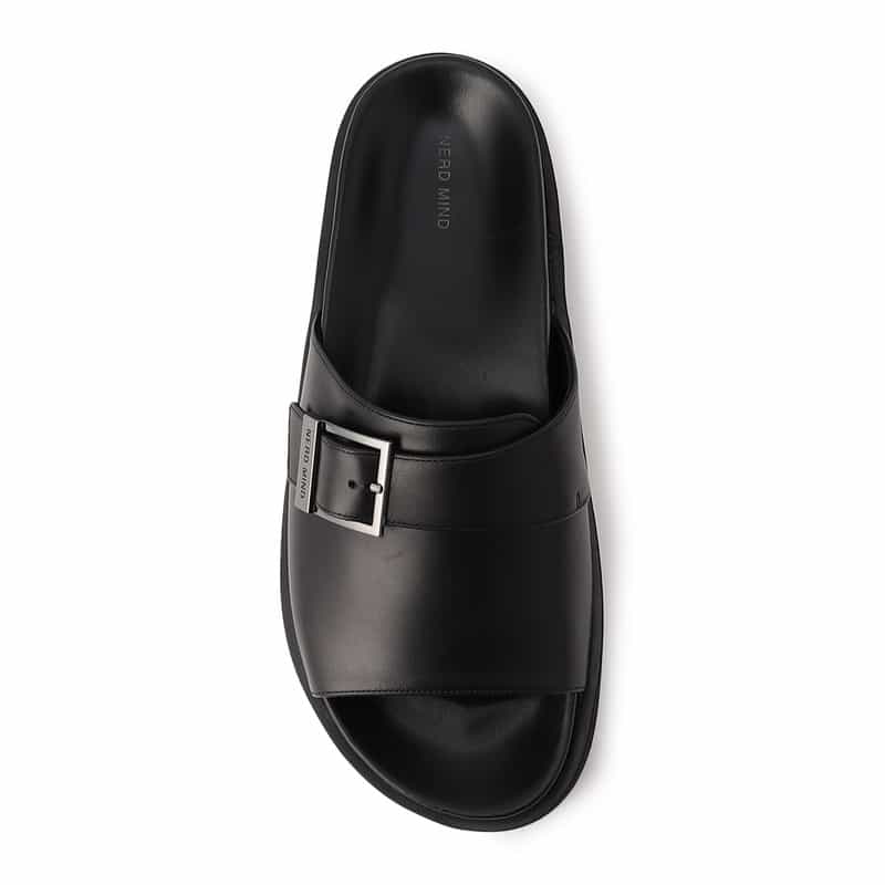 NERDMIND バーニーズ ニューヨーク限定サンダル "DIECI" BLACK