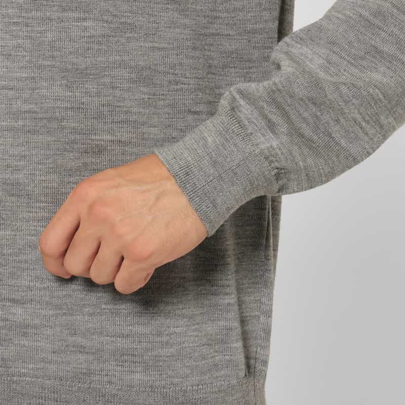 BARNEYS NEW YORK ウォッシャブルタートルネックニットプルオーバー GRAY