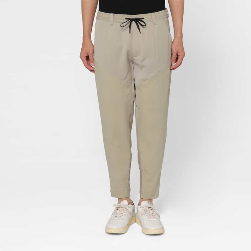 BARNEYS NEW YORK 異素材ミックスナイロンパンツ BEIGE