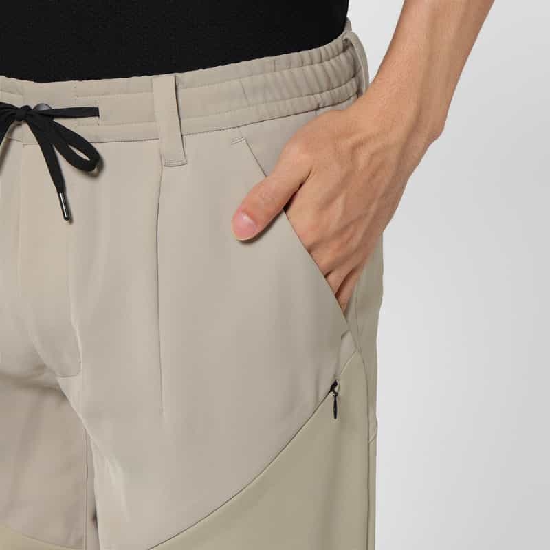 BARNEYS NEW YORK 異素材ミックスナイロンパンツ BEIGE