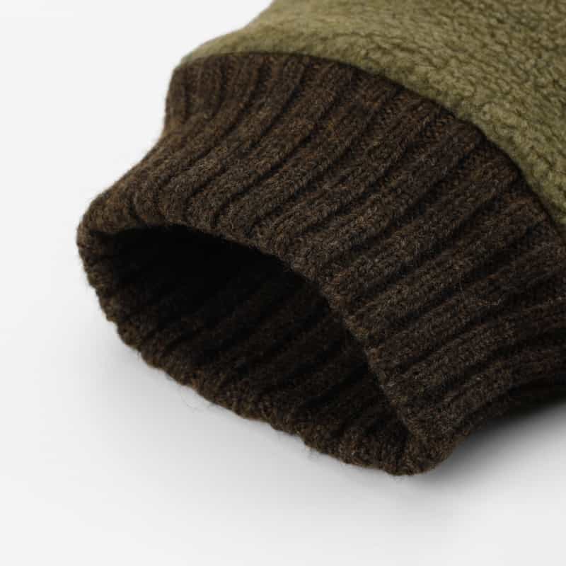 BARNEYS NEW YORK フリース素材バイカラーグローブ KHAKI