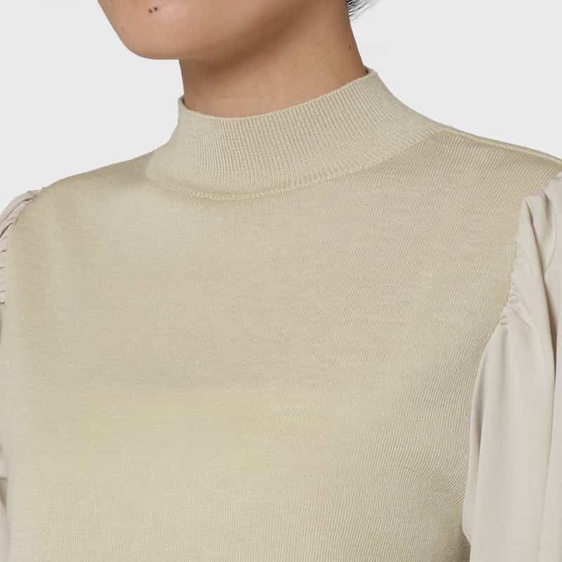BARNEYS NEW YORK 異素材コンビネーション パールボタン付き モックネック ニットプルオーバー GRAY BEIGE