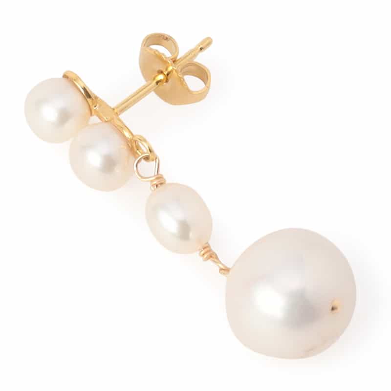 MOUNIR MOUNIR＜ムニール＞ピアス （パール） NONE