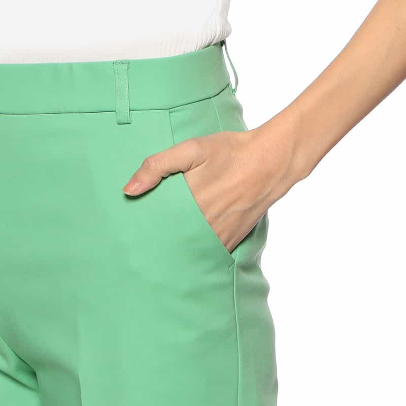 BARNEYS NEW YORK ウォッシャブル ストレートクロップドパンツ GREEN