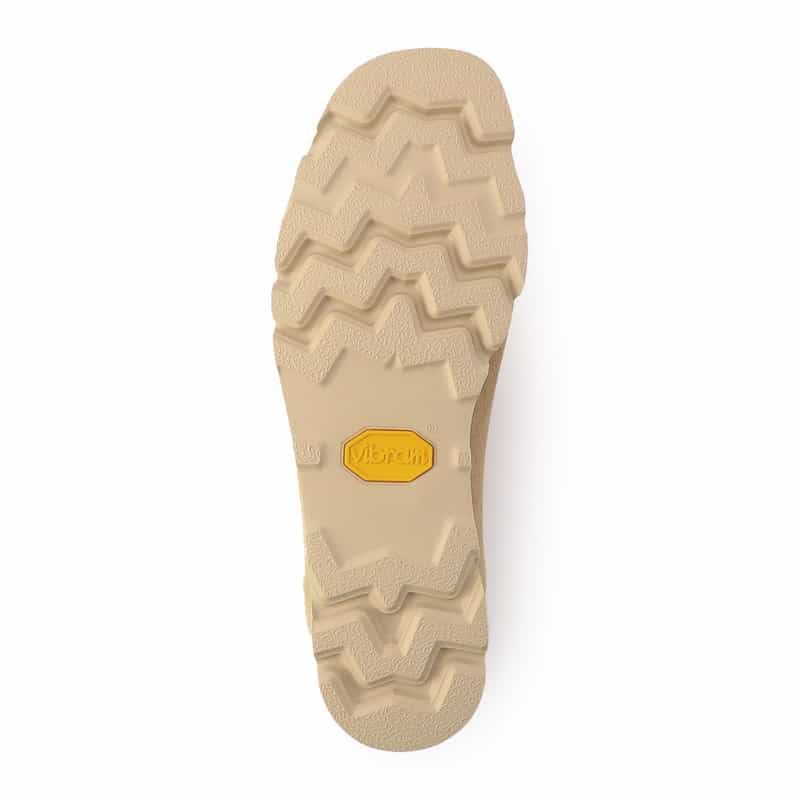 CLARKS デザートブーツ "WALLABEE SUEDE GTX" BEIGE