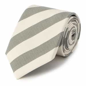 ストライプ柄タイ