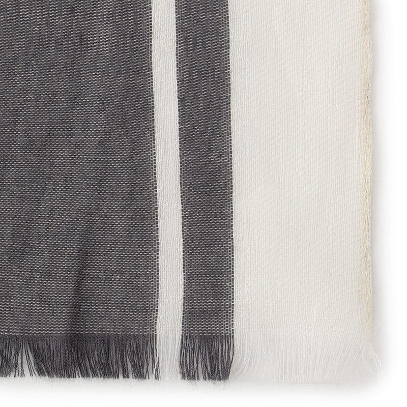 BARNEYS NEW YORK スカーフ NAVY