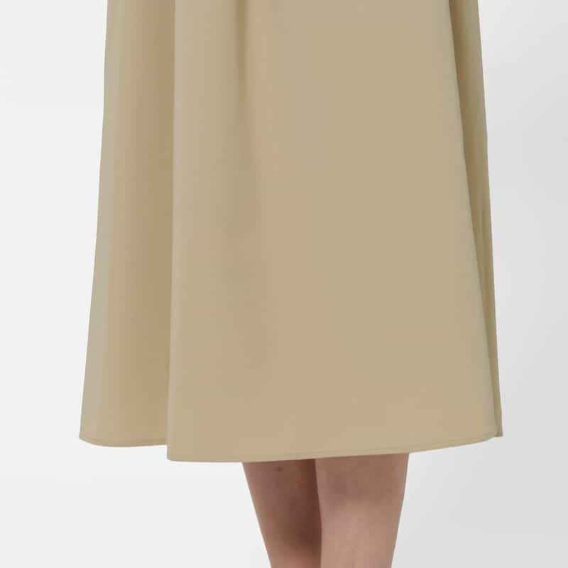 BARNEYS NEW YORK 異素材ドッキング ボリュームスリーブ フィット＆フレアドレス BEIGE