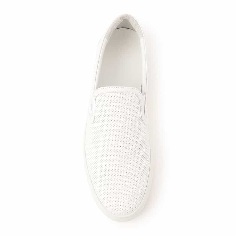 BARNEYS NEW YORK パンチングレザースリップオンシューズ WHITE