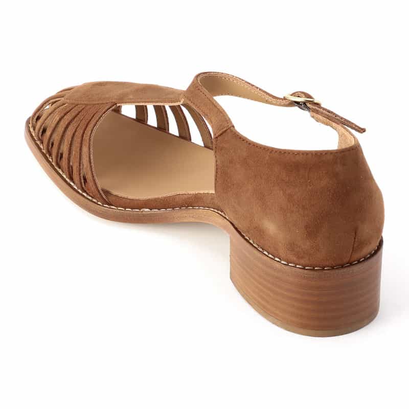 BARNEYS NEW YORK スエード グルカサンダル BROWN