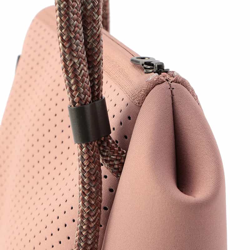 STATE OF ESCAPE "FESTIVAL" バーニーズ　ニューヨーク限定ショルダーバッグ PINK