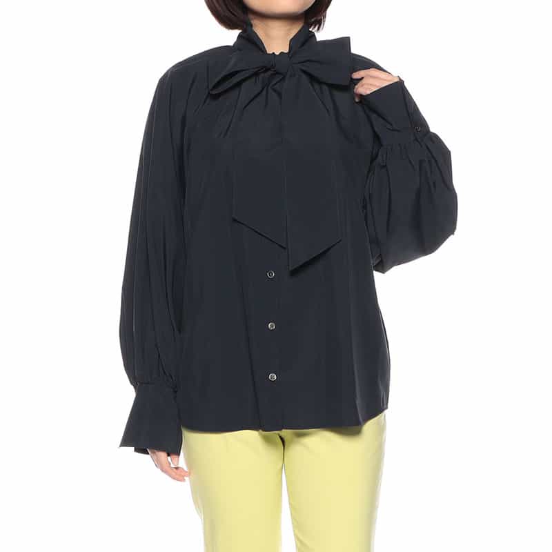 BARNEYS NEW YORK ウォッシャブル ボウタイ付きバンドカラーブラウス NAVY