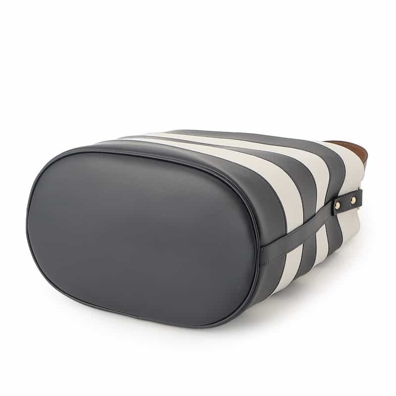 BARNEYS NEW YORK ボーダー ワンハンドルトートバッグ NAVY