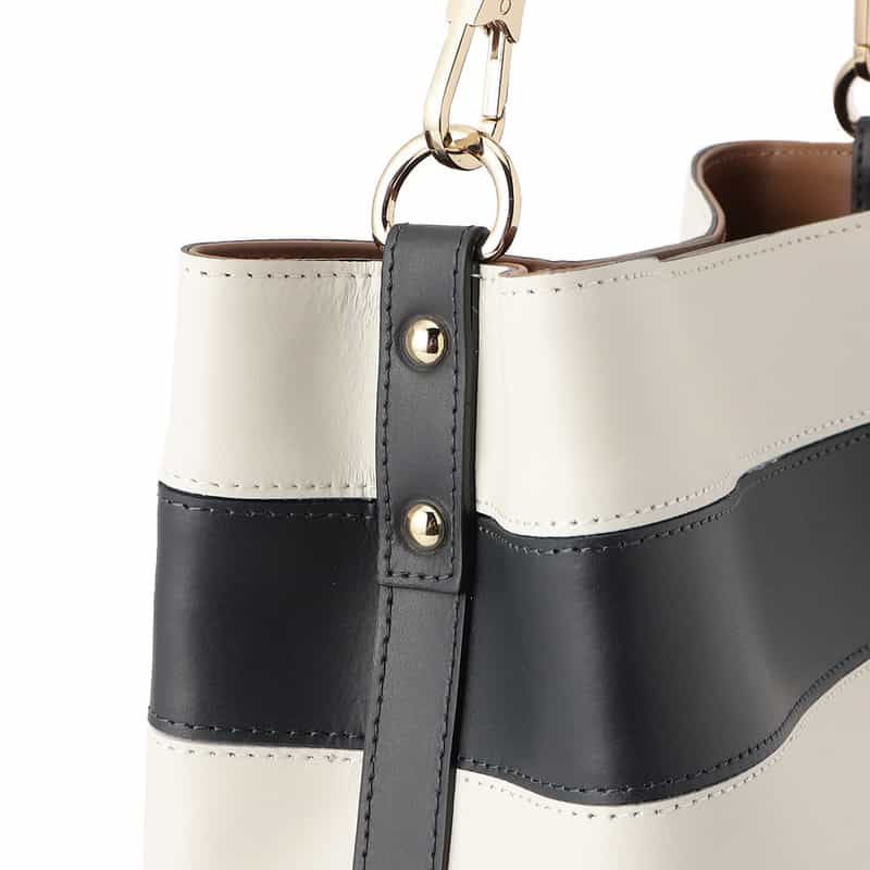 BARNEYS NEW YORK ボーダー ワンハンドルトートバッグ NAVY