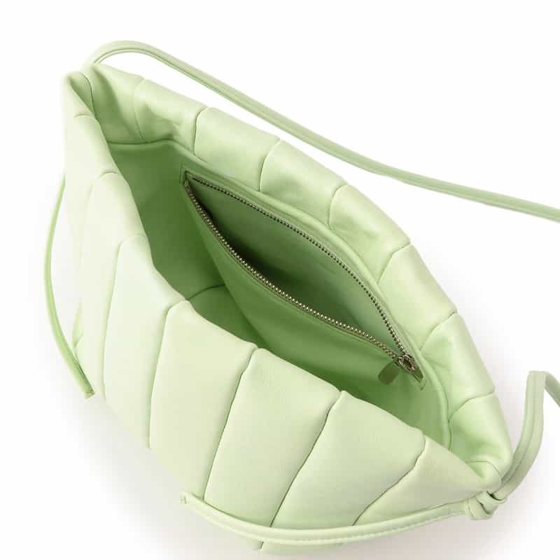MAEDEN パデッド ショルダーバッグ LIGHT GREEN