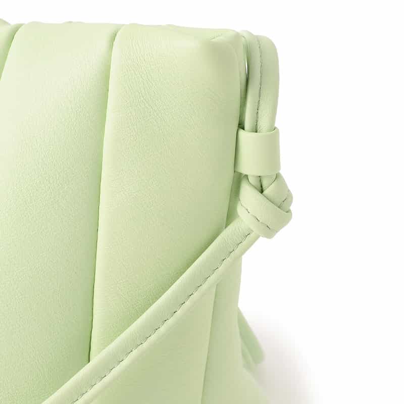 MAEDEN パデッド ショルダーバッグ LIGHT GREEN
